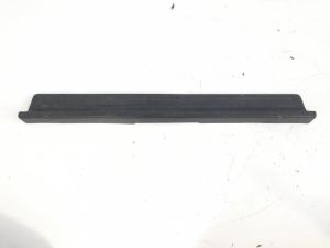 PANNELLO RIVESTIMENTO SOTTOPORTA  DX. SUZUKI JIMNY «I» (1999)