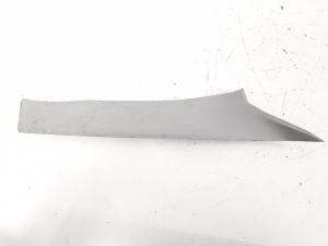 RIVESTIMENTO MONTANTE PARABREZZA (SUP.INT.)  DX. SUZUKI JIMNY «I» (1999)