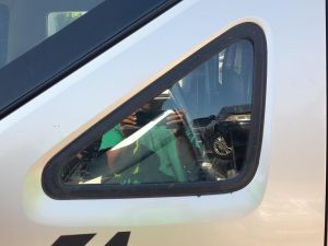 CRISTALLO FISSO PARAFANGO POST. DX. SUZUKI JIMNY «I» (1999) [it056184]