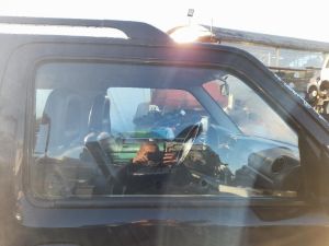 CRISTALLO SCENDENTE PORTA ANT. DX. SUZUKI JIMNY «I» (1999) [it060730]