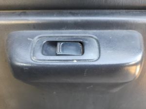 INTERRUTTORE ALZACRISTALLI ANT. DX. SUZUKI JIMNY «I» (1999) [it060724]