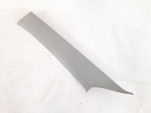 RIVESTIMENTO MONTANTE PARABREZZA (SUP.INT.)  SX. SUZUKI JIMNY «I» (1999) [it061123]