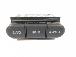 INTERRUTTORE TRAZIONE INTEGRALE   SUZUKI JIMNY «I» (2014) [it063696]