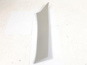 RIVESTIMENTO MONTANTE PARABREZZA (SUP.INT.)  DX. SUZUKI JIMNY «I» (2014) [it063687]