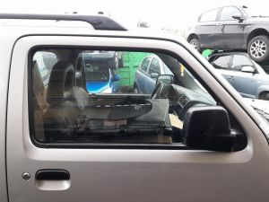 CRISTALLO SCENDENTE PORTA ANT. DX. SUZUKI JIMNY «I» (1999) [it064010]
