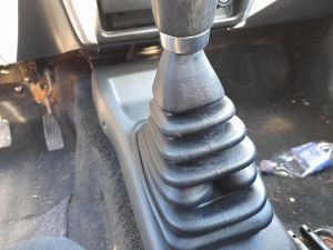 CUFFIA DI RIVESTIMENTO LEVA CAMBIO   SUZUKI JIMNY «I» (1999) [it067204]