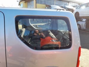 CRISTALLO FISSO PARAFANGO POST. SX. SUZUKI JIMNY «I» (1999) [it067128]