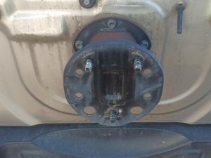 STAFFA FISSAGGIO RUOTA SCORTA POST.  SUZUKI JIMNY «I» (1999) [it074428]