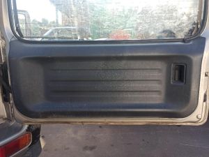 PANNELLO RIVESTIMENTO PORTELLO COMPLETO POST.  SUZUKI JIMNY «I» (1999) [it074395]
